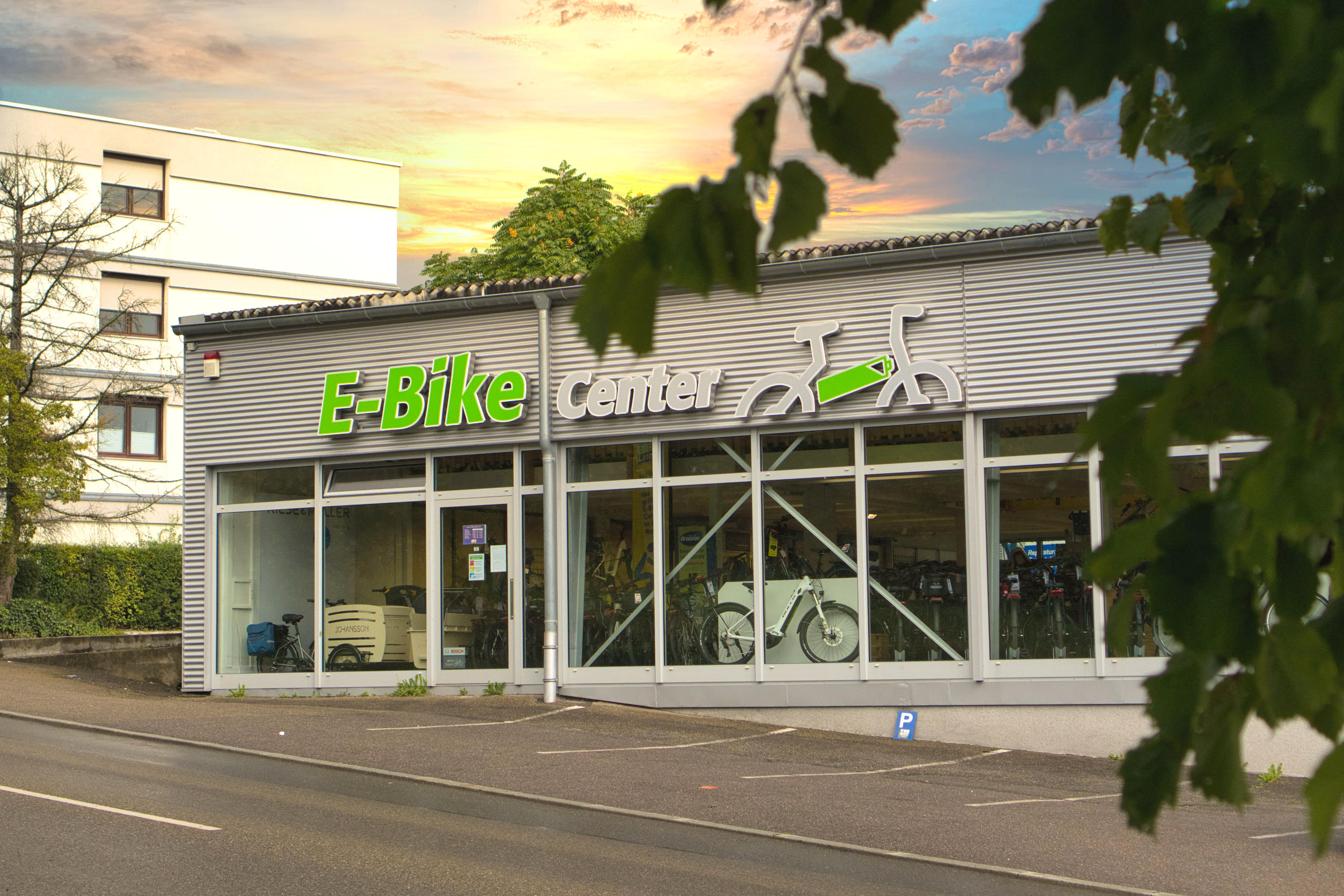 E-Bike-Center-Leonberg_Aussenansicht_optimiert